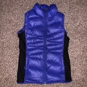 Women’s Northface Vest
